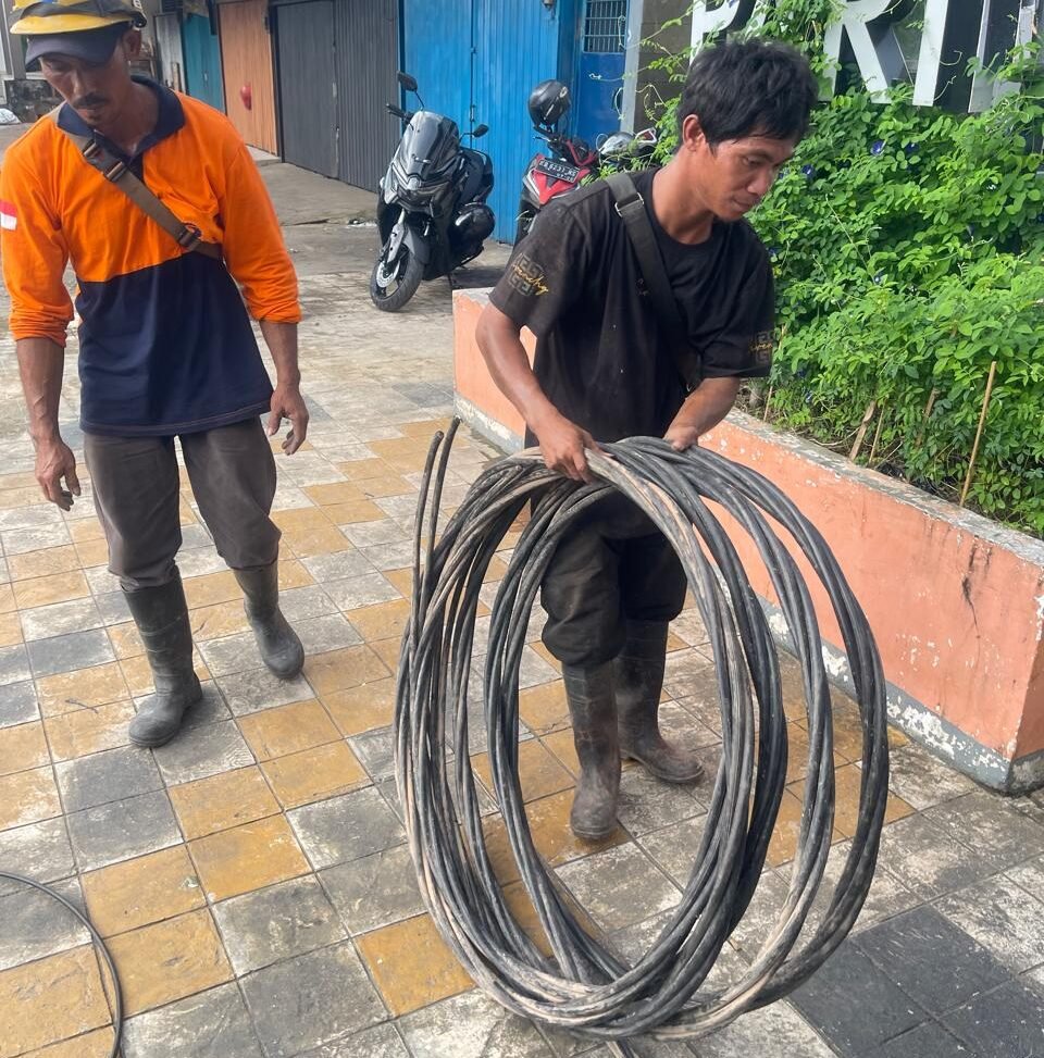 "penataan-kabel-kawasanb-wisata-malam-hari"