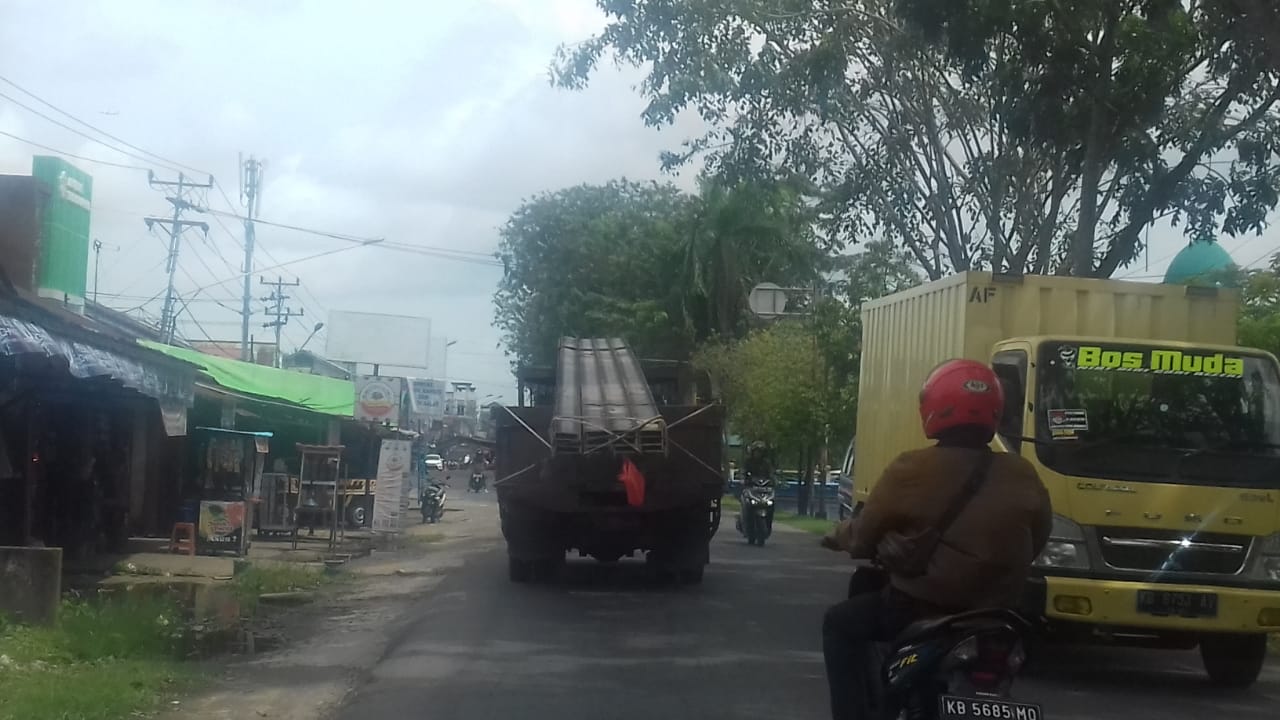 Jalan Raya Pontianak Menakutkan,"Pencabut Nyawa" Mengancam