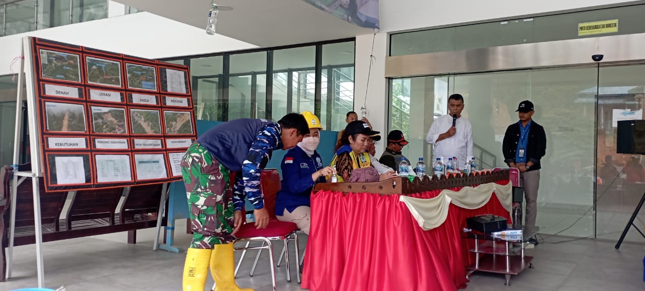 Kerja Tim Penanganan Darurat Tanah Longsor di Natuna Diapresiasi