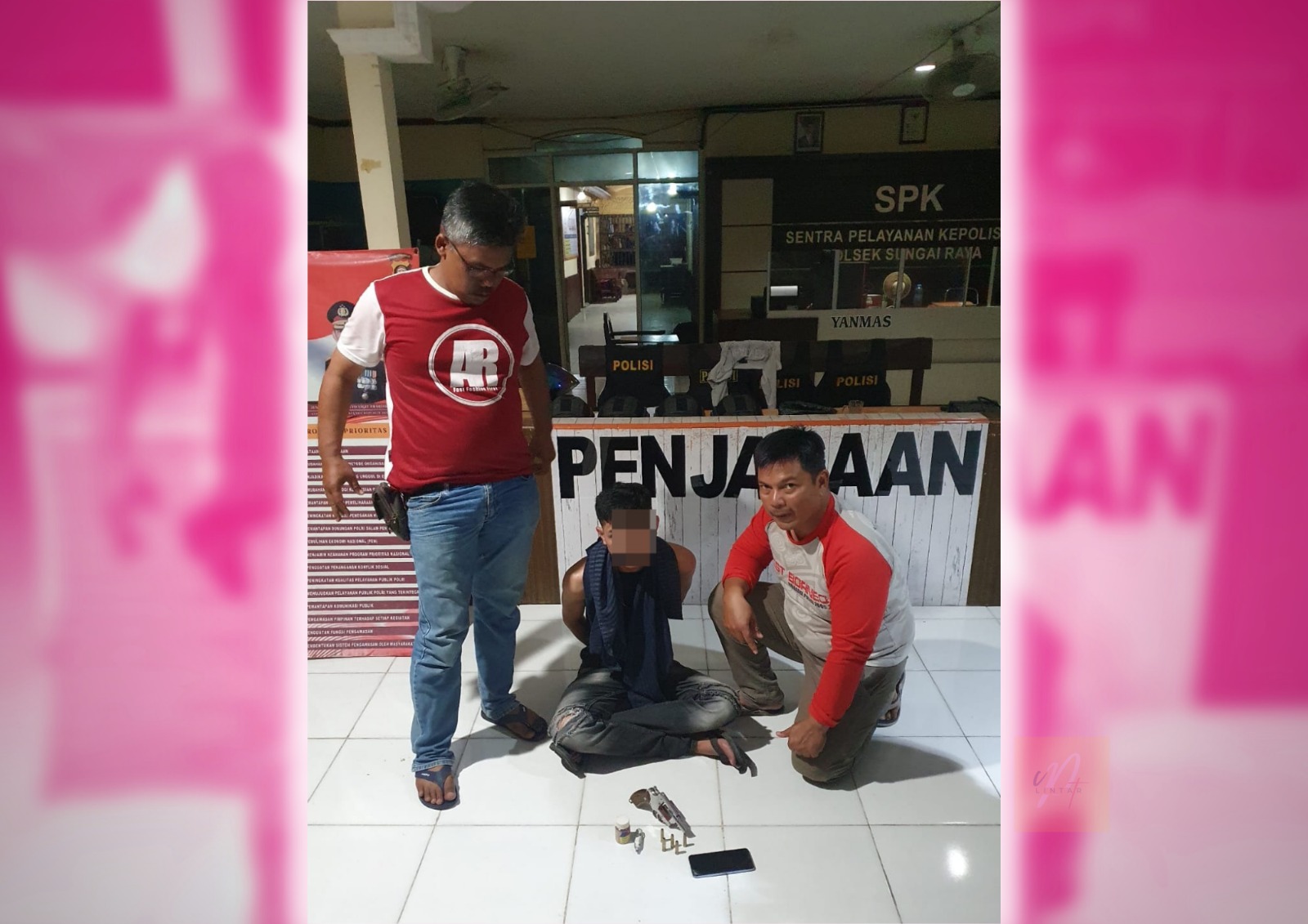 Bos Jagoan Ancam Bawahan Pakai Pistol Mainan