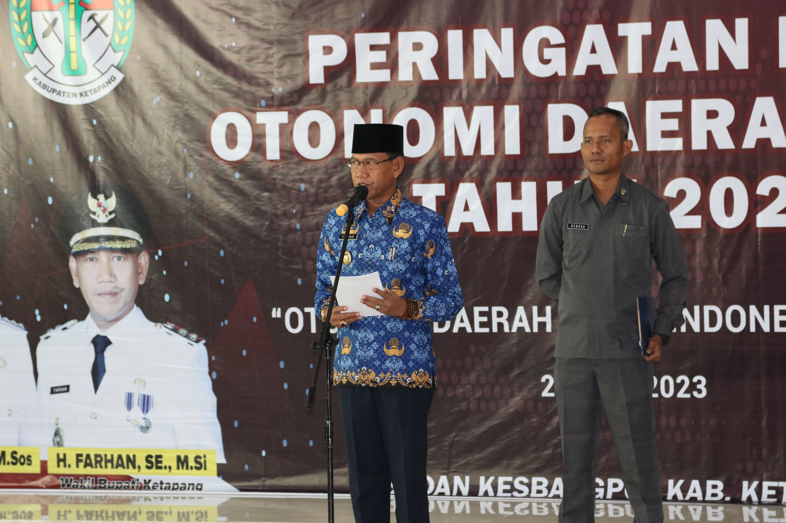 Pemkab Ketapang Gelar Upacara Peringatan Hari Otonomi Daerah XXVII