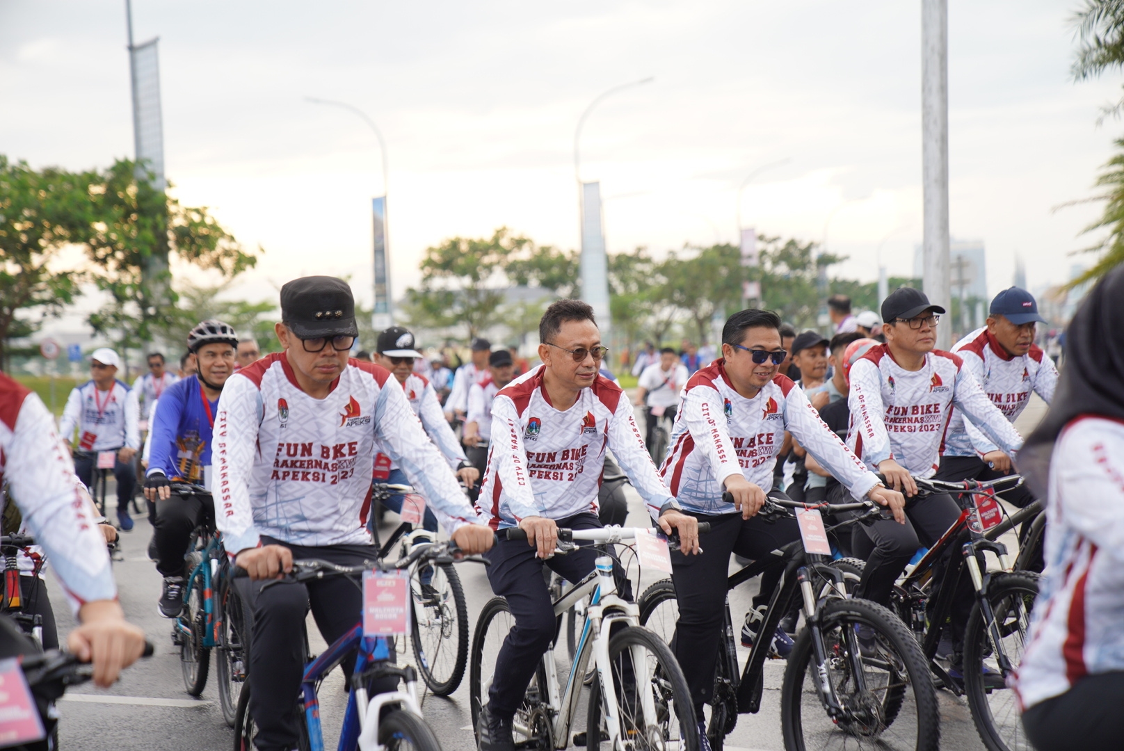 Edi Kamtono Bersepeda di Makassar, Rangkaian Rakernas APEKSI
