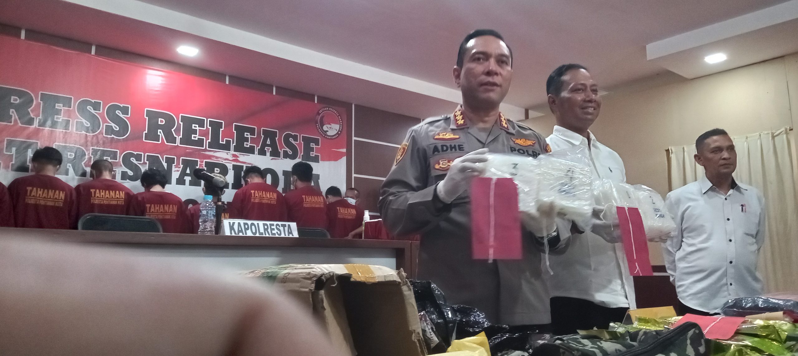 4 Kg Shabu Lolos Lewati Pelabuhan Dwikora, 4 Kg Lainnya Gagal