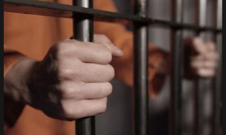 Apes...Edarkan Sabu untuk Modal Nikah, Tunangan Malah Kepelukan Lelaki Lain