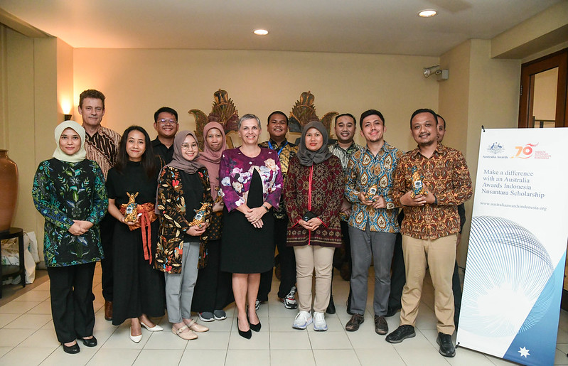 10 Penerima Beasiswa Khusus Australia Awards Memulai Studi di Monash University Indonesia