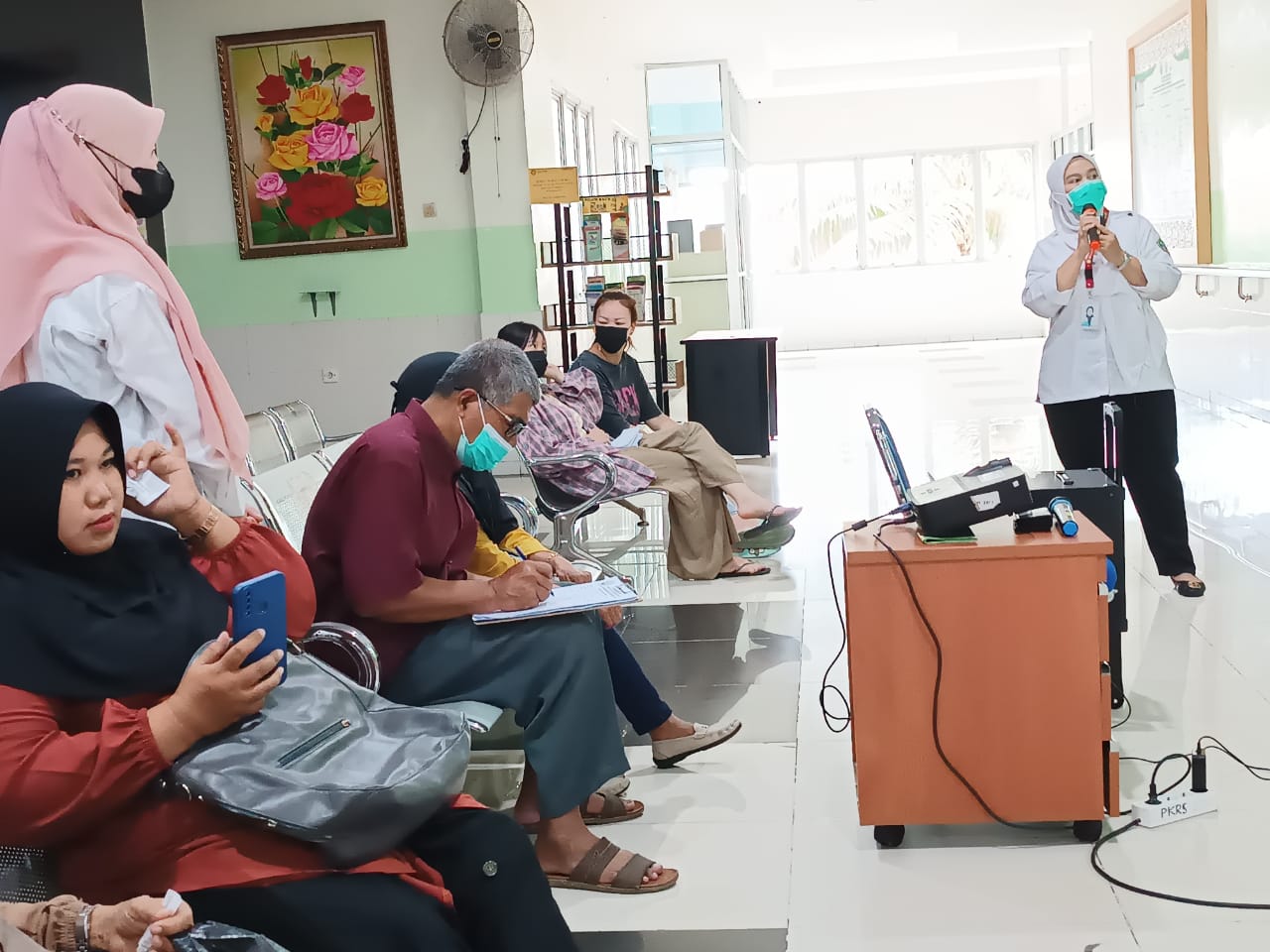 Cegah Imun Turun Selama Puasa, Bijak Konsumsi Suplemen Kesehatan