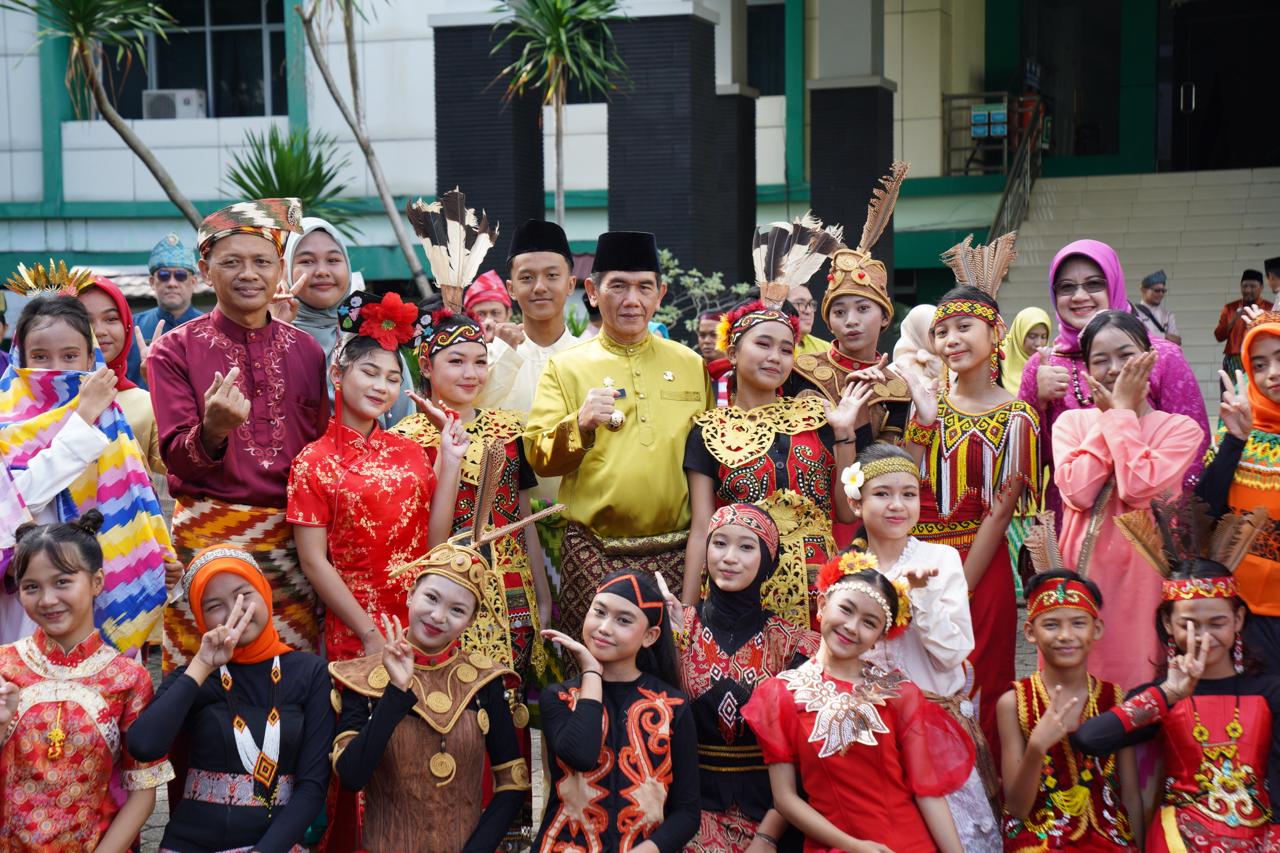 Ani Sofian : "Hardiknas Momentum Dorong Peningkatan Kualitas SDM"