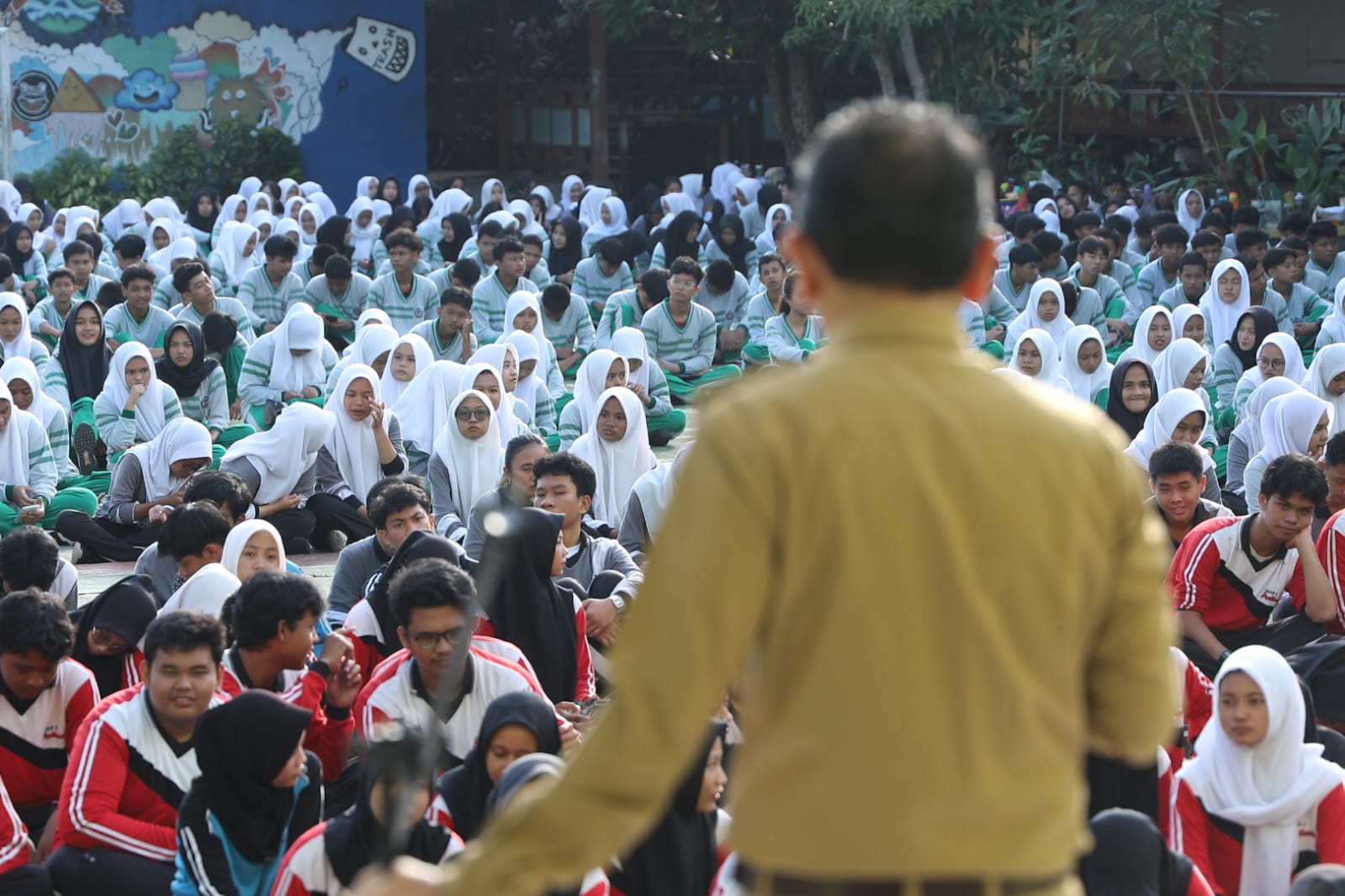 Ani Sofian Imbau Sekolah Gelar Acara Perpisahan Secara Sederhana