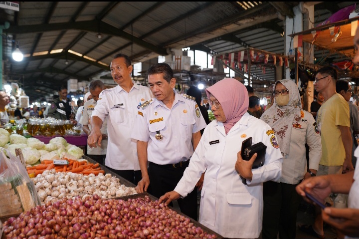Ani Sofian Sidak Bapok di Pasar Flamboyan Jelang Iduladha