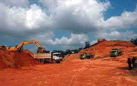 Bauksit Ditambang Terus, Smelter Tak Pernah Ada. Kementerian ESDM : "Mereka ini Sebenarnya Ada Dana Gak Sih"