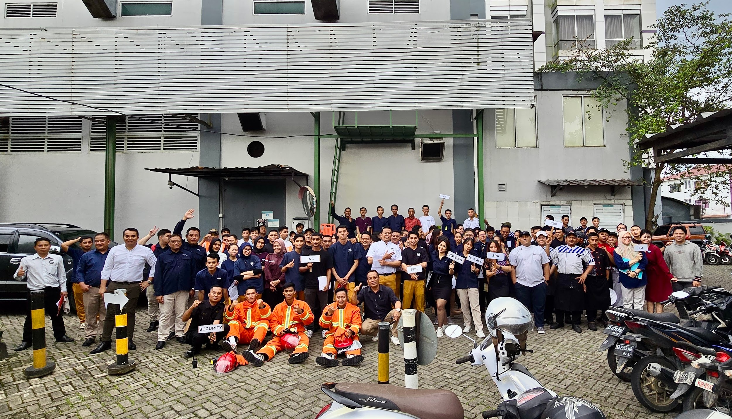 Fire Drill Rutin di Mercure & Ibis Pontianak City Center untuk Tingkatkan Kesiapsiagaan