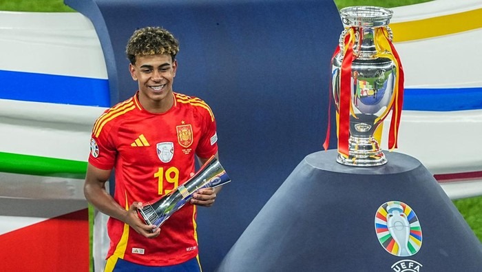 Spanyol Juara Euro 2024 Usai Kalahkan Inggris 2-1, Lamine Yamal Cetak Berbagai Rekor Baru
