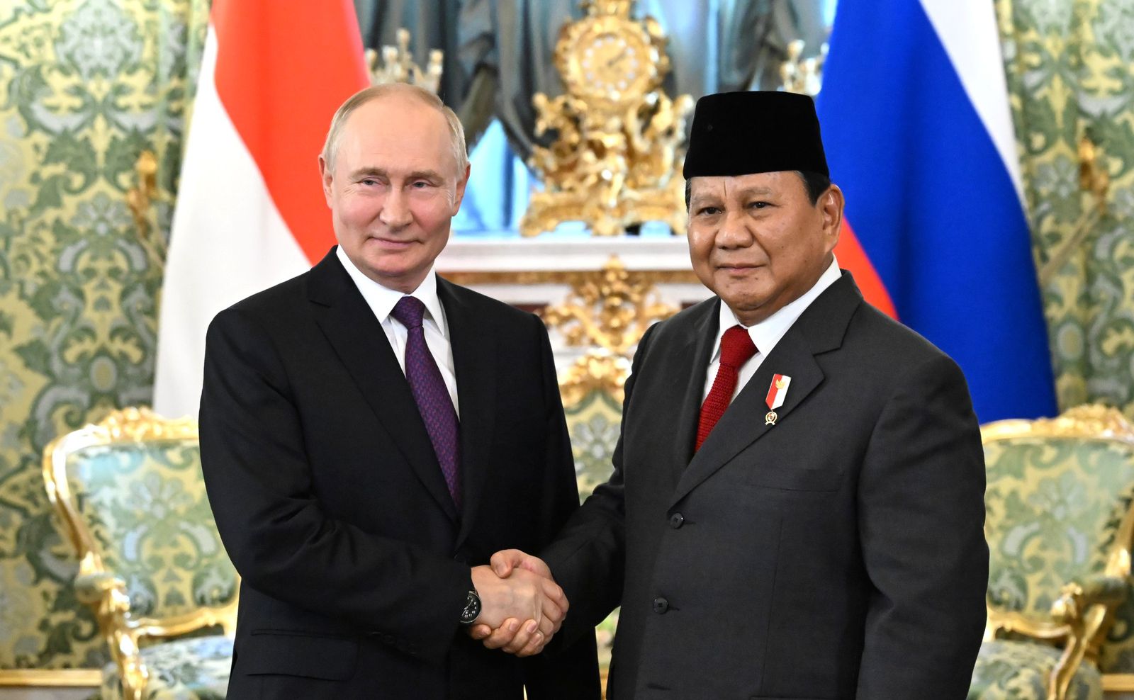 Prabowo Bertemu Putin di Rusia: Tegaskan Komitmen Bilateral