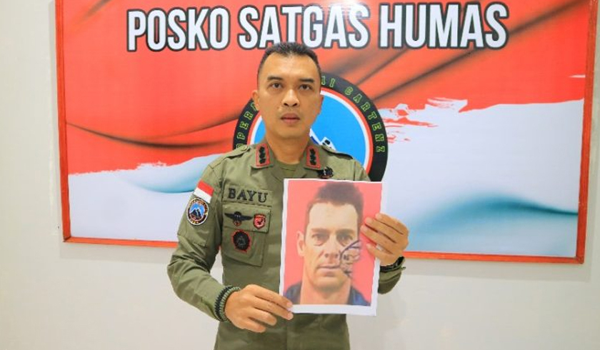 Sadis! Pilot Helikopter Warga Negara Selandia Baru Dibunuh dan Dibakar KKB di Mimika