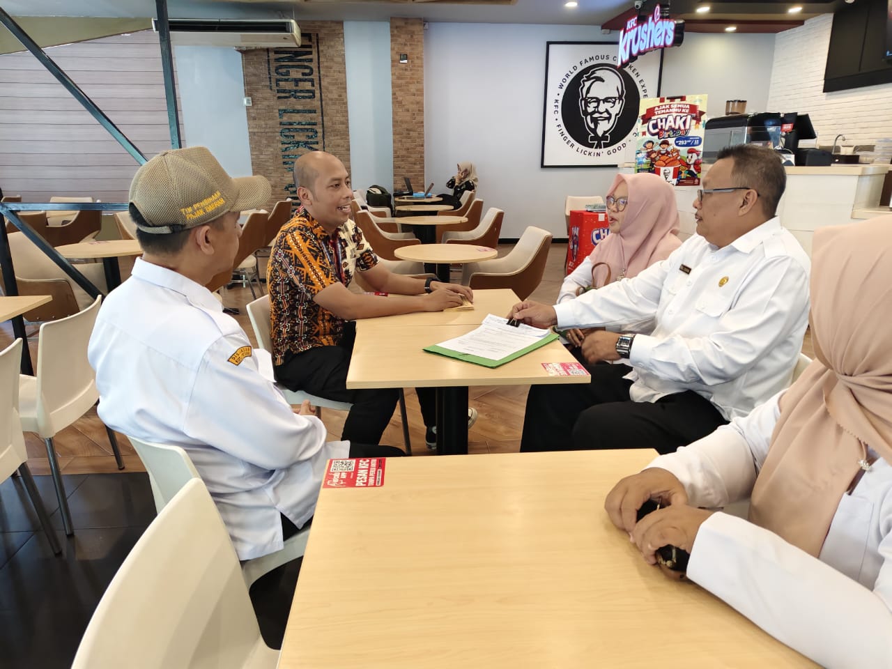 Parah Nih ! Restoran Cepat Saji Tunggak Pajak Hingga Rp800 juta
