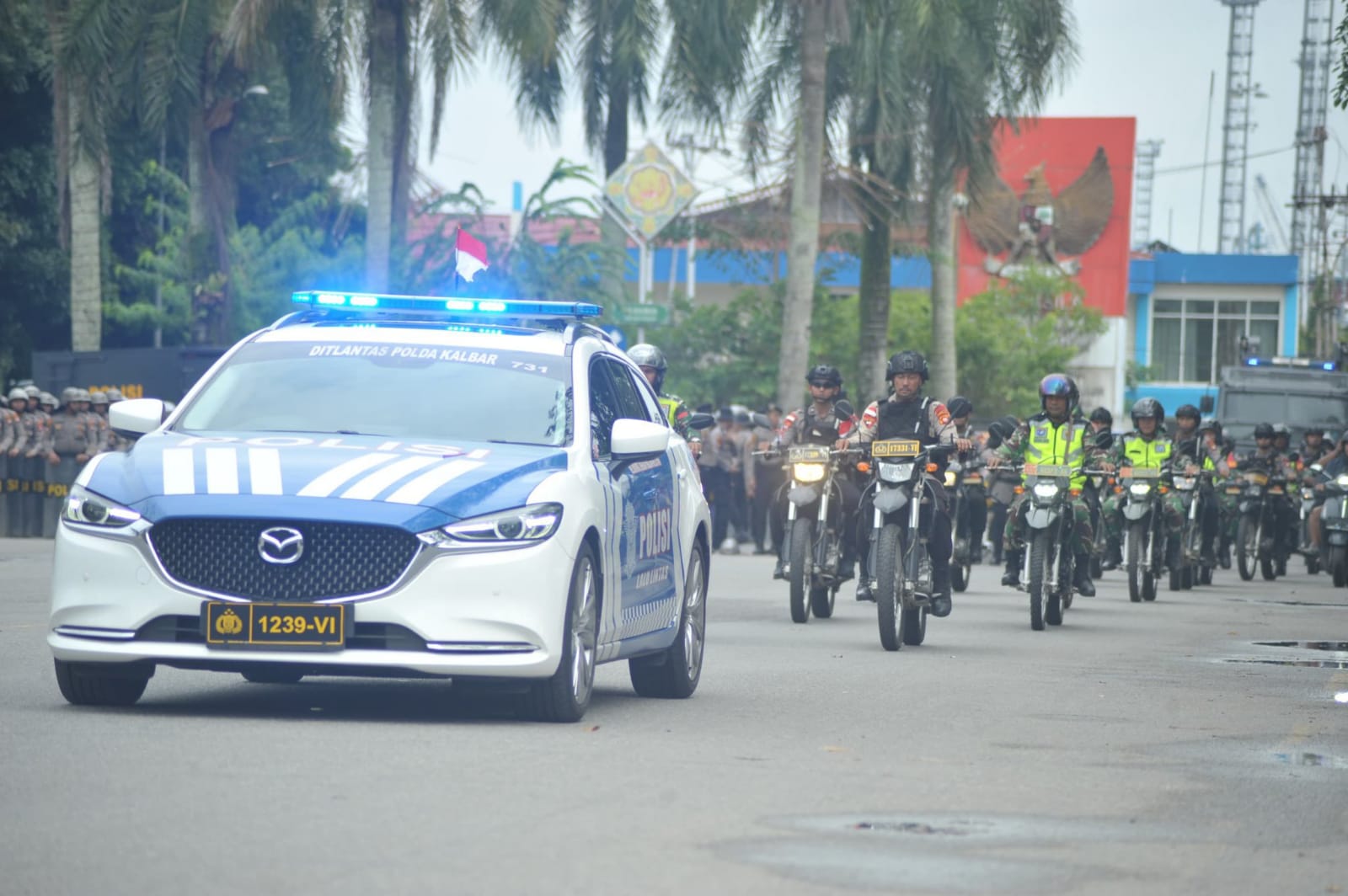 Jelang Pilkada Kalbar 2024: Kepolisian, TNI dan Satol PP Gelar Simulasi Sispamkota