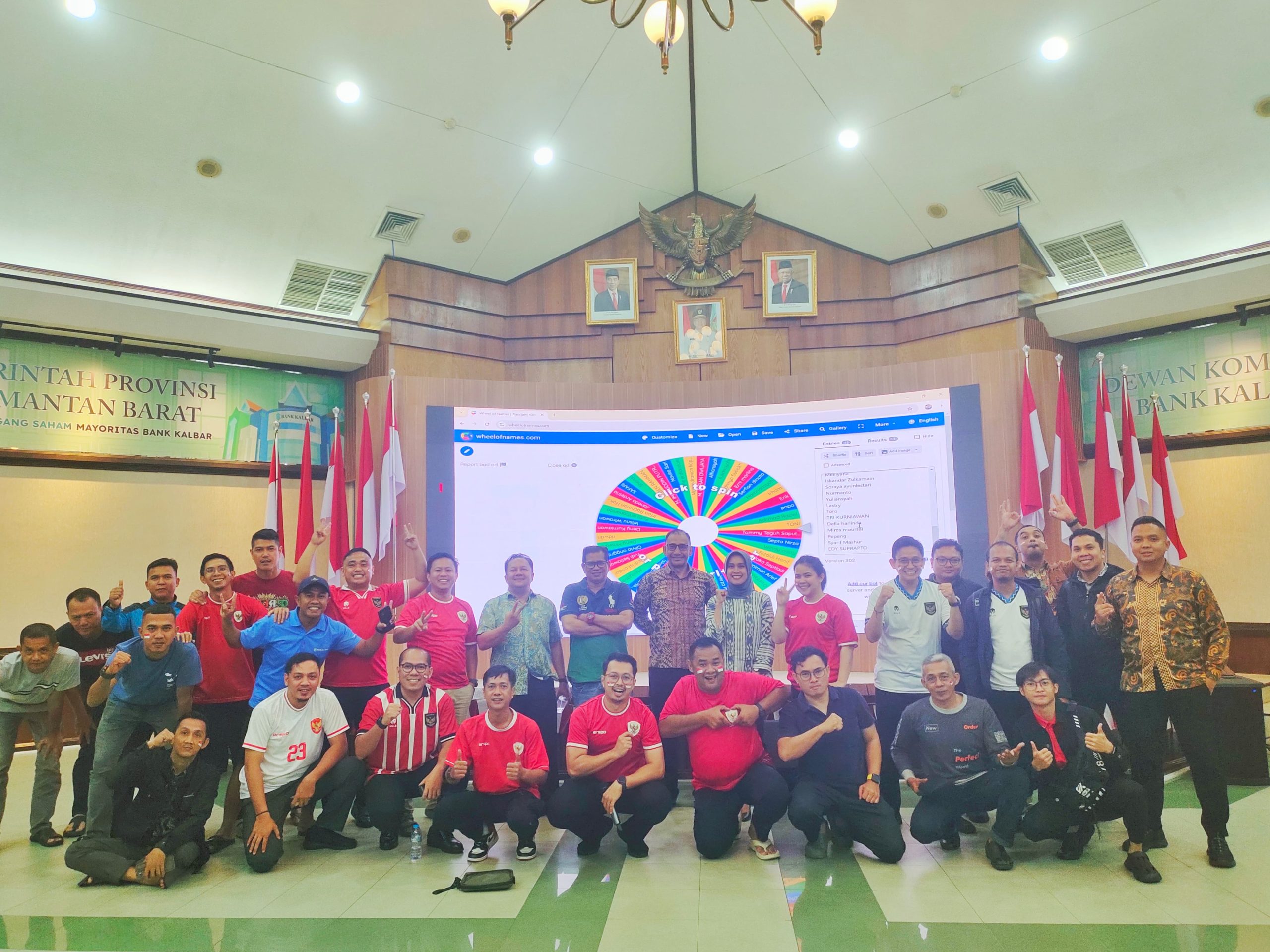 Dukung Timnas Indonesia, Bank Kalbar Selenggarakan Nonton Bareng