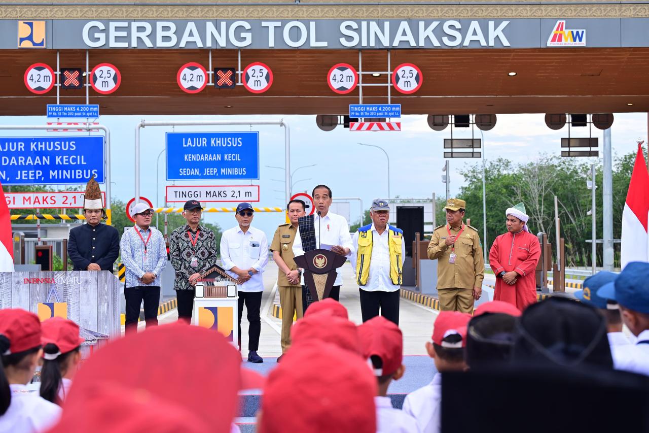 Presiden Jokowi Resmikan Sejumlah Ruas Jalan Tol di Sumatera Utara