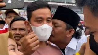 Keisengan Warganet Tranfer GoPay ke Nomor Fufufafa, Nama Gibran Rakabuming Muncul