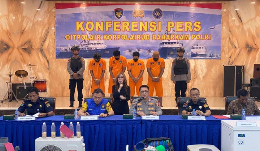 Baharkam Polri Tangkap Empat Pengelola Benih Lobster Ilegal