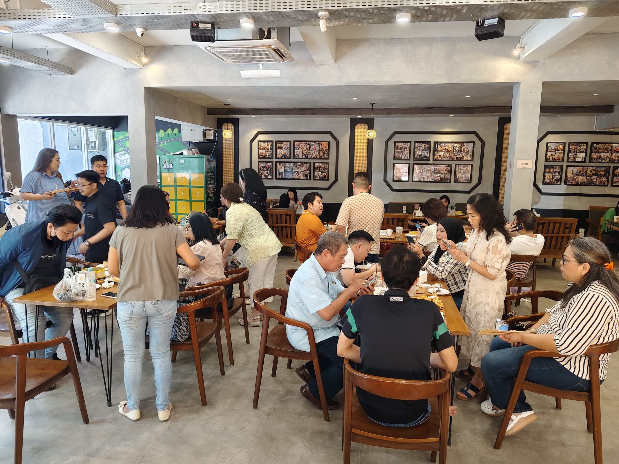Kenalkan Pontianak 'Kota Seribu Warkop', Aming Coffee Hadir di Makassar