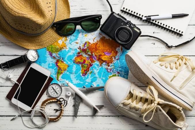 Simak Baik-baik! Ini Lima Teknologi yang Wajib Dibawa saat Traveling
