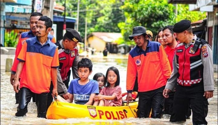 Banjir Landa Lima Kecamatan, Satu Korban Dilaporkan Hanyut