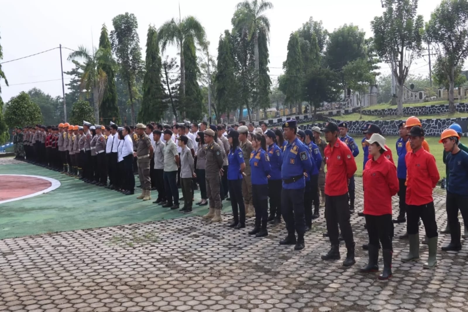 Personel Gabungan di Kabupaten Landak Siaga Hadapi Bencana Jelang Pilkada