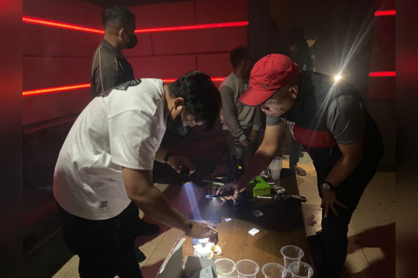 Razia THM di Pontianak, 33 Pengunjung Positif Narkoba