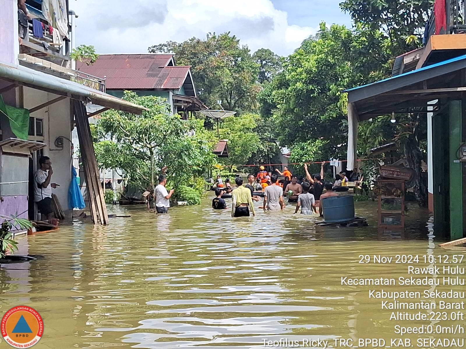Sekadau Banjir !, Empat Kecamatan Masih Terendam