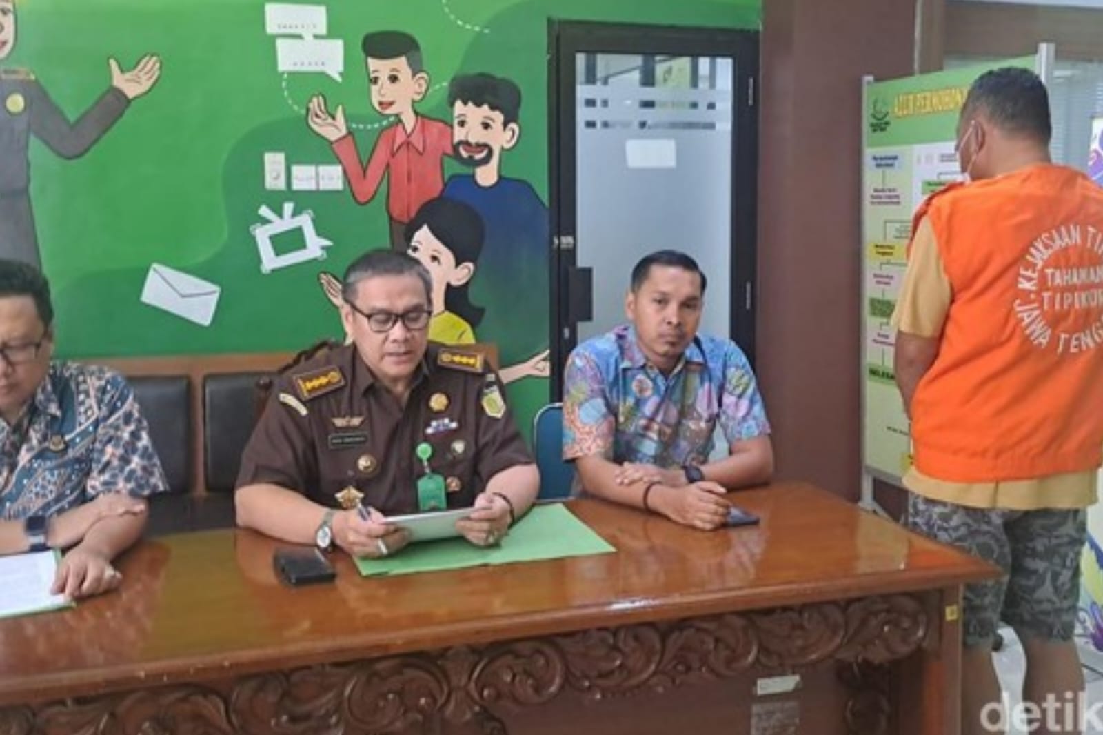 Buronan Korupsi Kejati Kalbar Ditangkap di Demak Usai Melawan Petugas