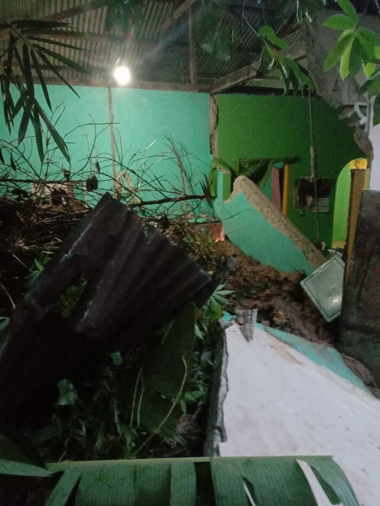 Longsor Dalam Kota, 3 Orang Meninggal