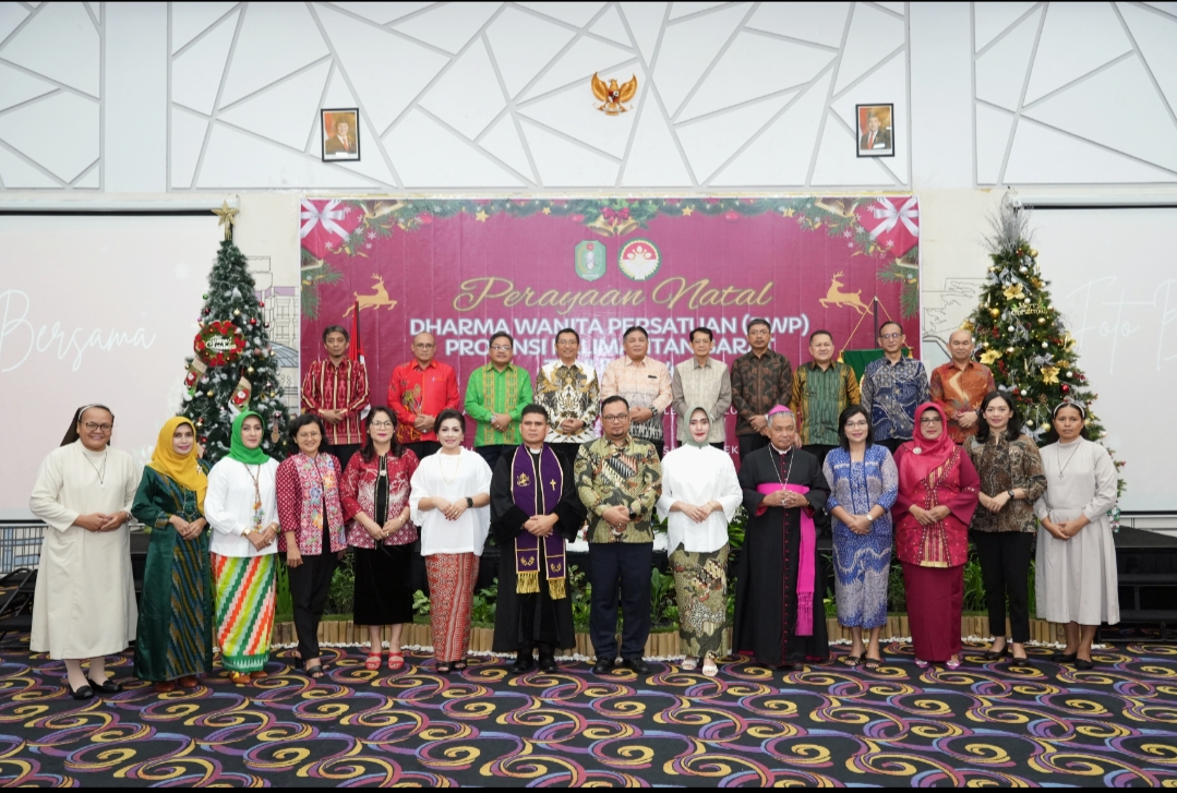 Sekda M Bari Ajak DWP Kalbar Tanamkan Nilai Kasih di Momen Natal
