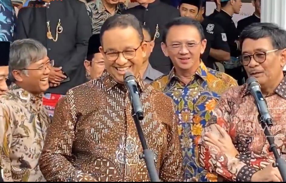 Ahok dan Anies Akrab di Acara Tahun Baru, Beri Isyarat Kejutan di 2025