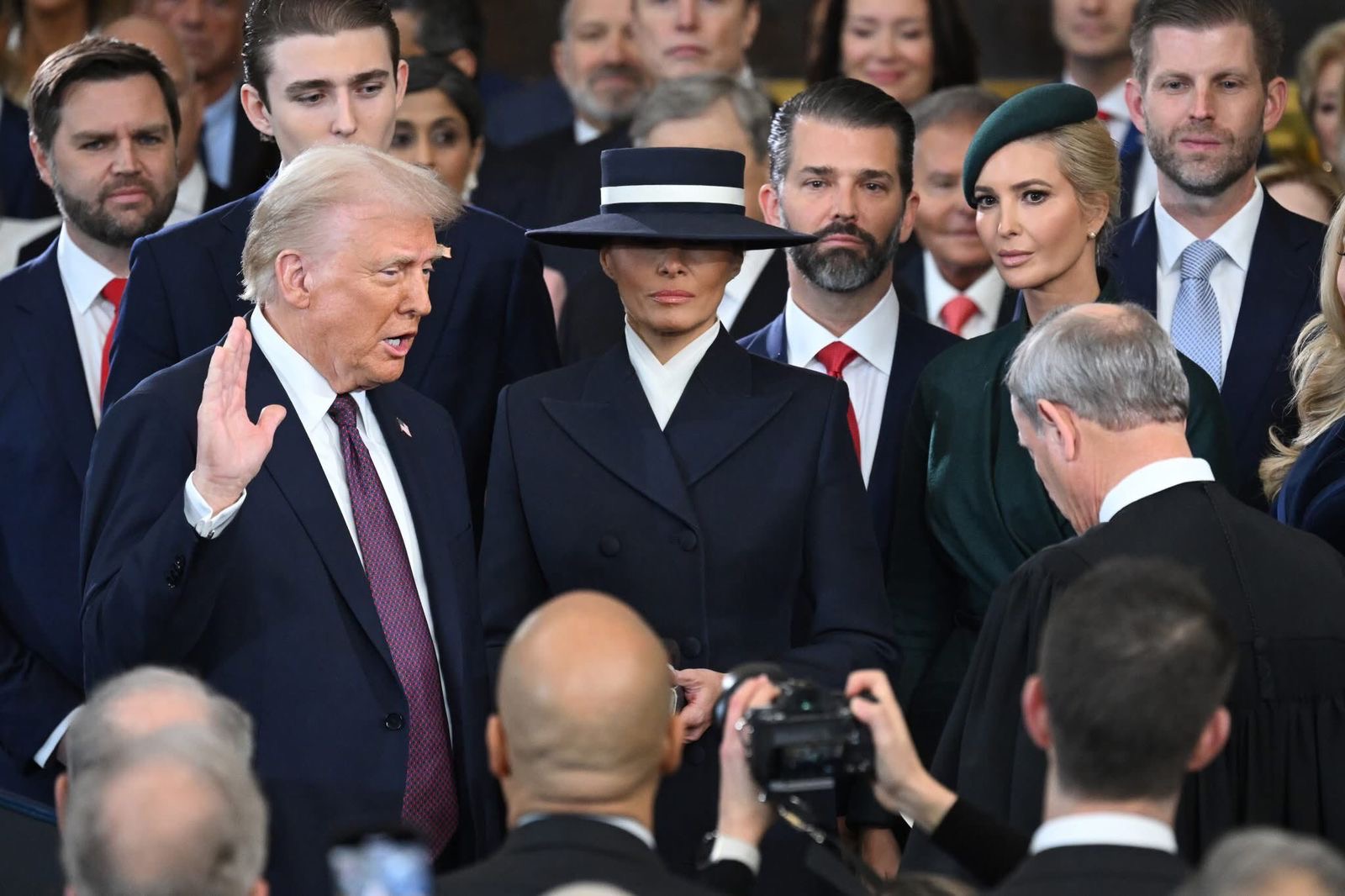 Resmi Dilantik, Berikut Poin Penting Pidato Donald Trump