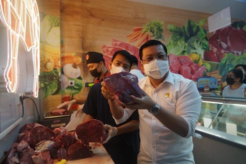 Pemerintah Impor 180 Ribu Ton Daging Sapi untuk Stabilkan Harga Jelang Idulfitri 2025