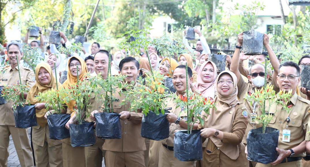Dinas Pangan Pertanian dan Perikanan Kota Pontianak Canangkan Program Tanam Cabai