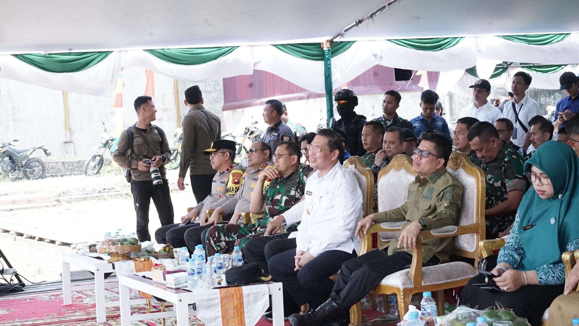 Panen Raya Padi Serentak di Sambas: Langkah Menuju Meningkatkan Produksi Beras Lokal
