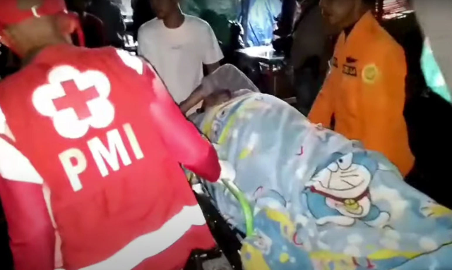 Evakuasi Korban Kecelakaan Air di Padang Tikar, Pencarian Masih Berlanjut