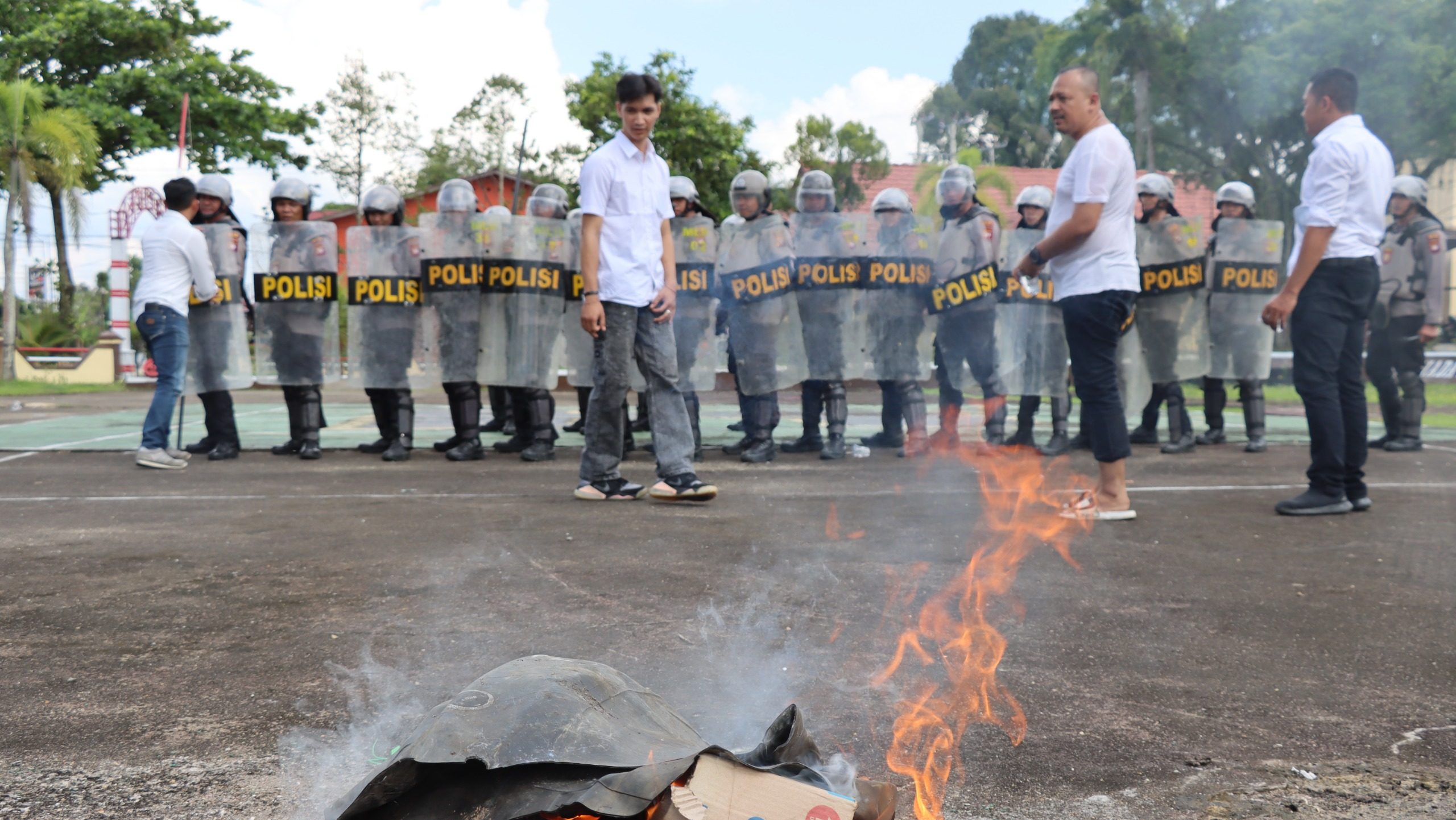 Polres Melawi Siagakan Peleton Dalmas Jelang May Day 2025