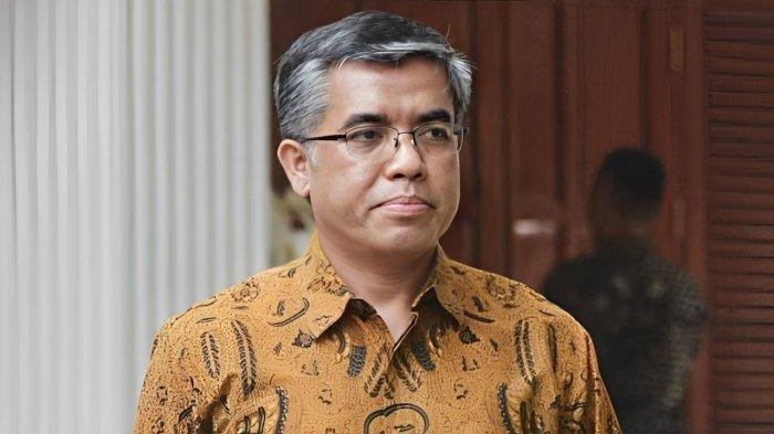 Menaker Yassierli: Jangan Anggap Buruh Hanya Obyek, Ajak Maju Bersama