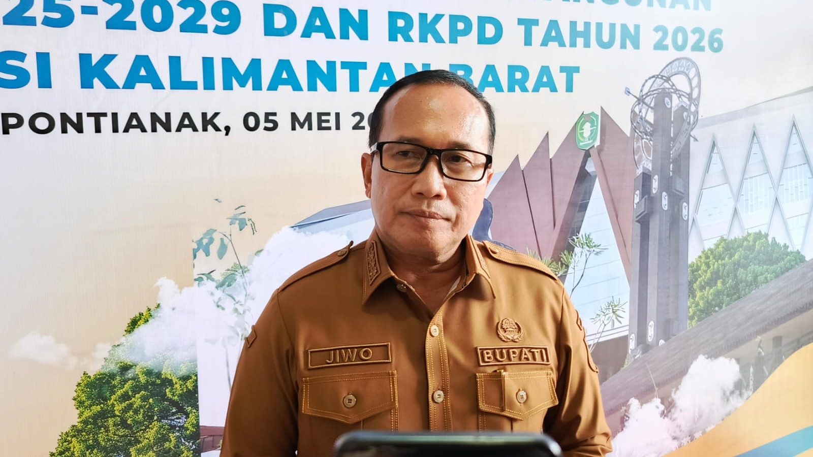 Sujiwo Ajukan Alih Status Jalan di Kabupaten Kubu Raya dari Jalan Kabupaten ke Jalan Provinsi