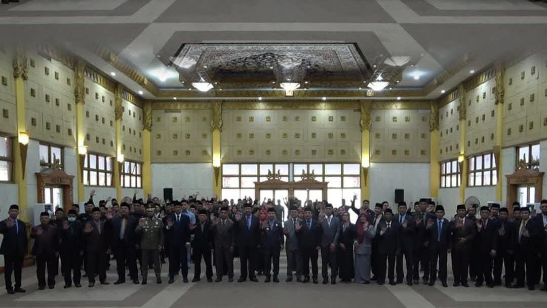 Bupati Satono Lantik 115 Pejabat Administrator dan Pengawas Pemkab Sambas