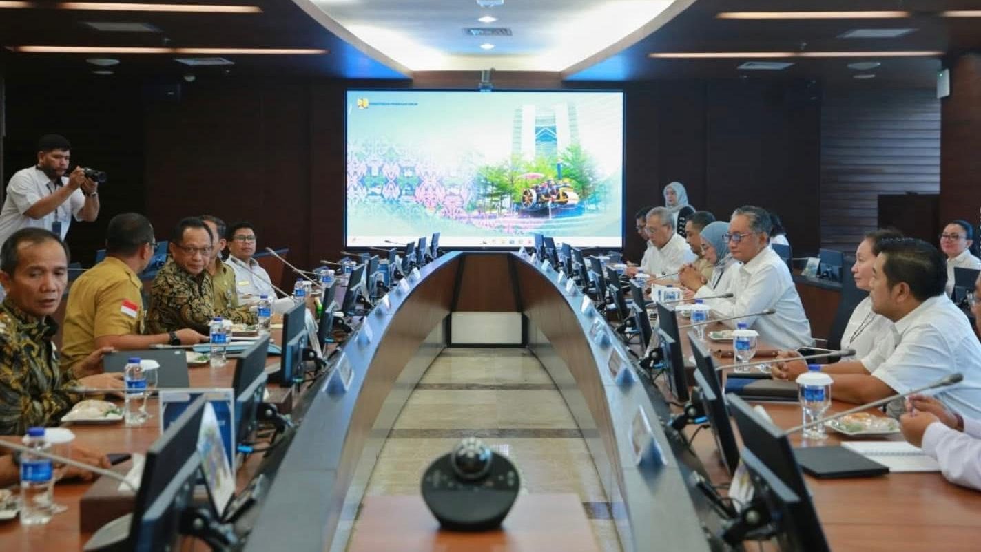 Bupati Sambas Bertemu Menteri PU dan Mendagri Bahas Pembangunan PLBN Temajuk
