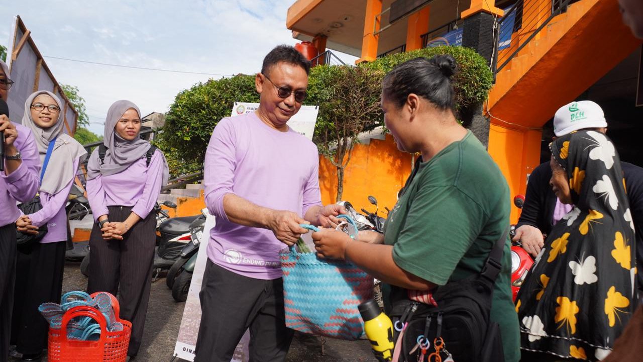 Hari Lingkungan Hidup: Pontianak Dorong Pasar Tradisional Tanpa Kantong Plastik