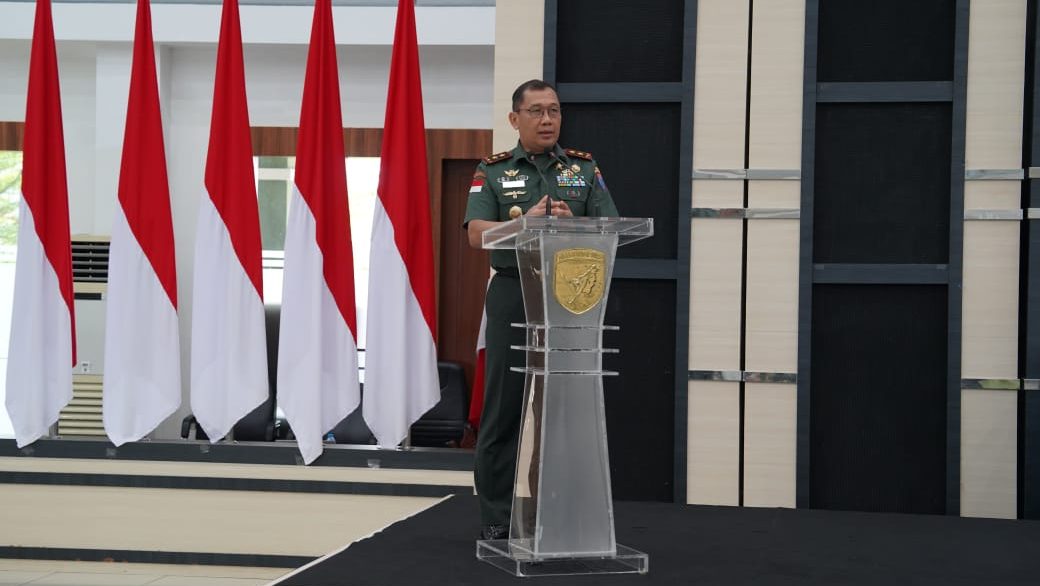 Pangdam XII/Tanjungpura Tekankan Profesionalisme dan Moralitas Prajurit dalam Apel Pamen Bacuramin Bersaudara