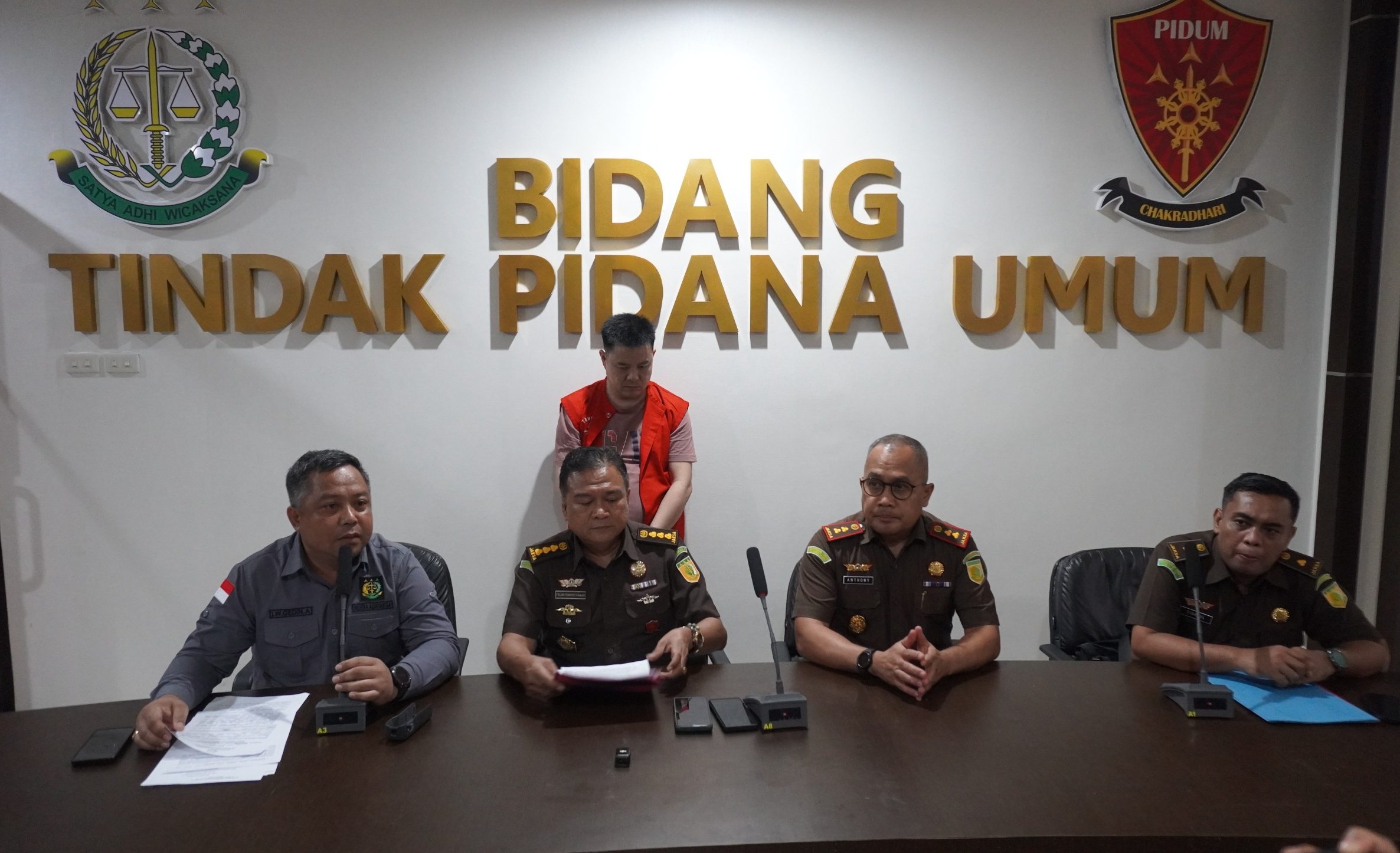 Kejaksaan Tinggi Kalbar Eksekusi Yu Hao: Mahkamah Agung Batalkan Putusan Bebas dalam Kasus Tambang Emas Ilegal
