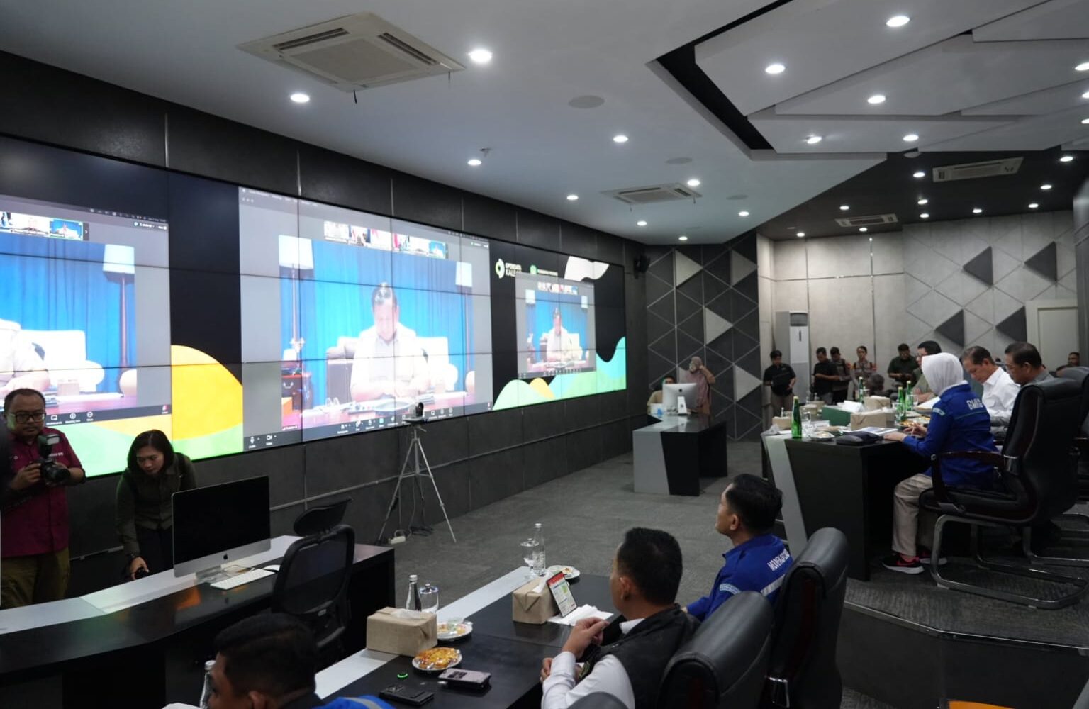 Presiden Prabowo Ancam Korporasi Pembakar Hutan di Kalbar: “Cabut Izinnya, Ambil Alih Lahannya!”
