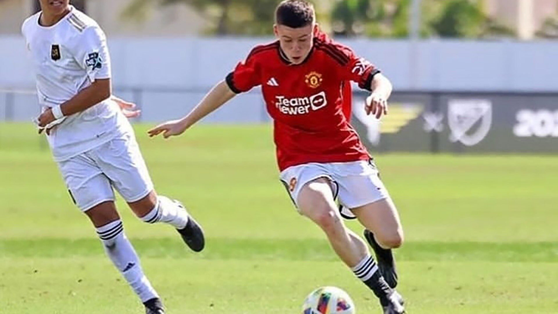Putra Wayne Rooney Promosi ke Skuad Manchester United U-19 di Usia 15 Tahun