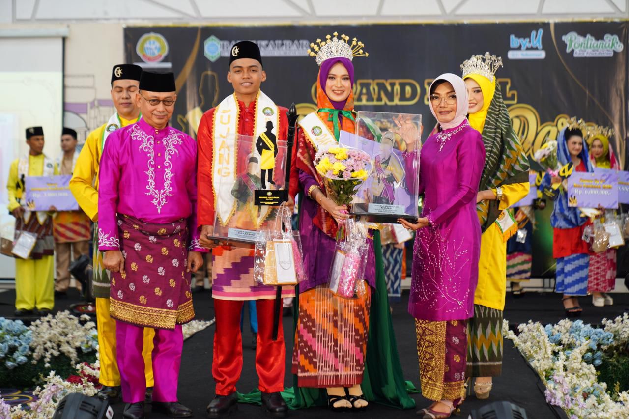 Adrian dan Diva Dinobatkan sebagai Bujang Dare Pontianak 2025